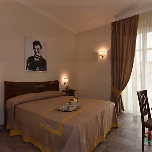 Couette-café Dimora Conte Di Ruvo, Naples